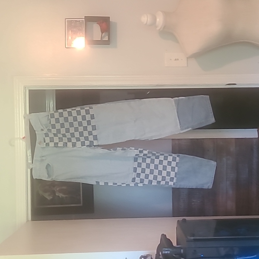 Jean's